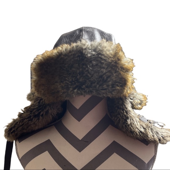 RedHead Faux-Leather Bomber Hat for Men - Picture 8 of 8